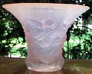 Barolac glass vase in opalescent glass