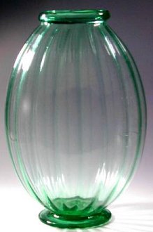 Vases designed by Martinuzzi